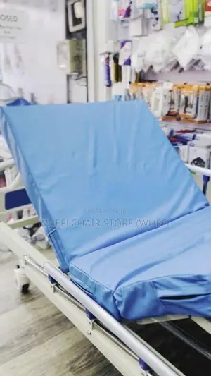 Patient Hospital Bed 3 Fold Rexine Matters