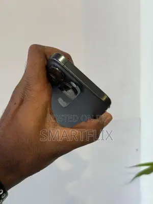 Apple iPhone 15 Pro (Used)