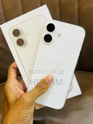Apple iPhone 17 256GB (Used)