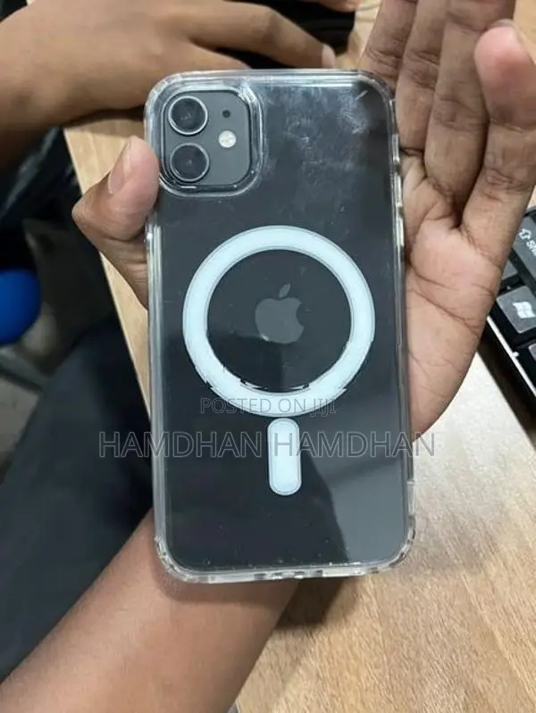 Apple iPhone 11 (Used)