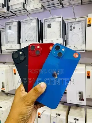 Apple iPhone 13 (Used)