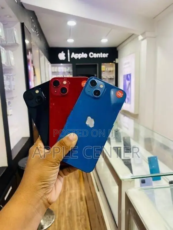 Apple iPhone 13 (Used)