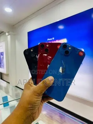 Apple iPhone 13 (Used)