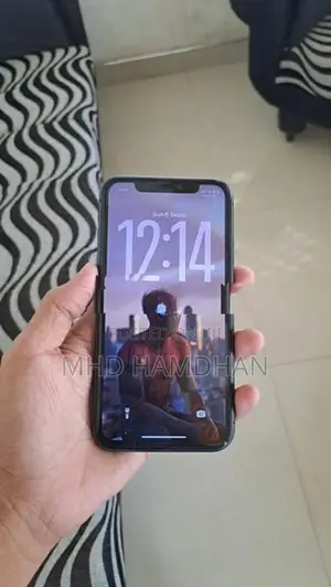 Apple iPhone 11 (Used)