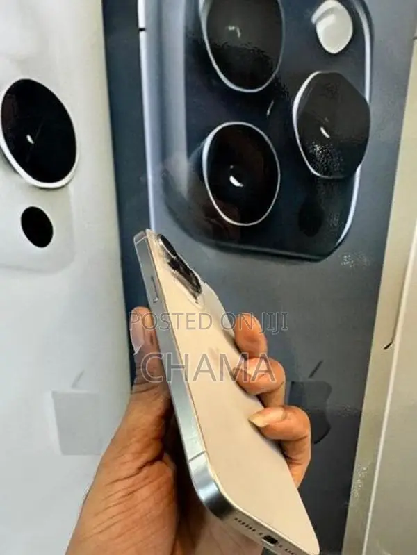 Apple iPhone 15 Pro Max (Used)