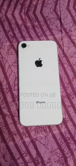Apple iPhone 8 (Used)
