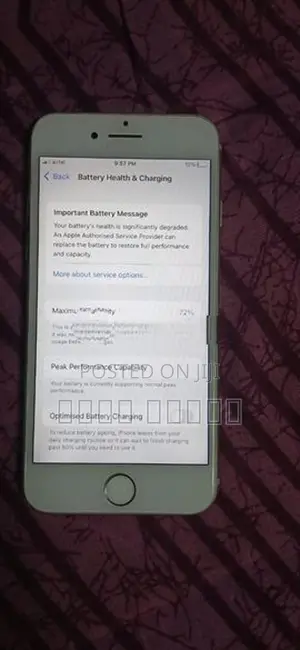 Apple iPhone 8 (Used)