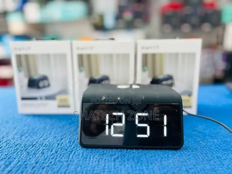 15W FAST WIRELESS CHARGER WITH ALARM CLOCK - HAVIT (NEW)