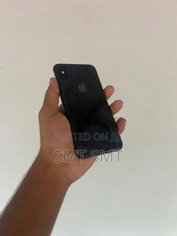 Apple iPhone X (Used)