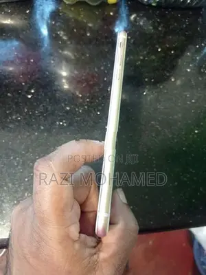 Apple iPhone 8 Plus (Used)