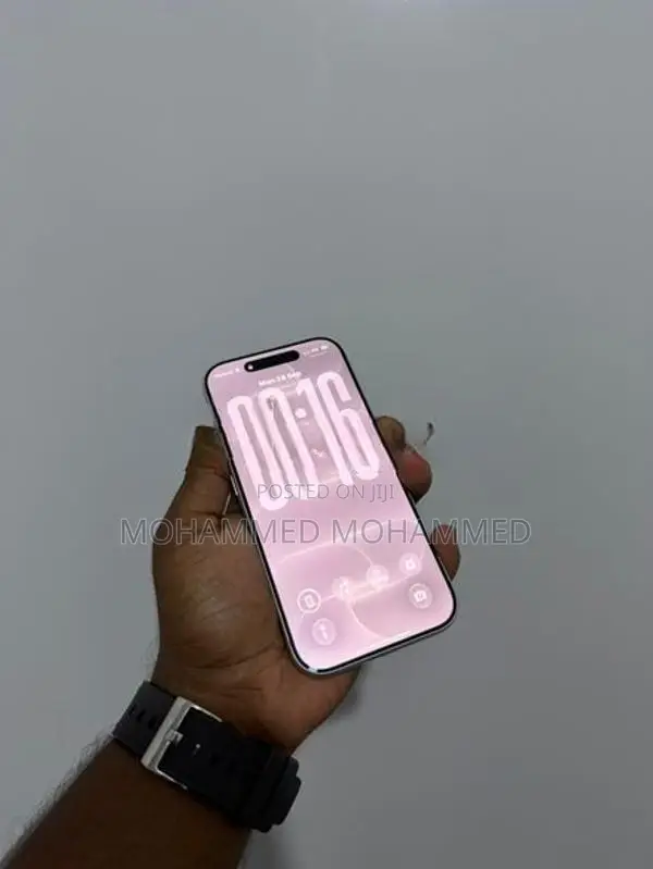 Apple iPhone 17 Pro 256GB (Used)