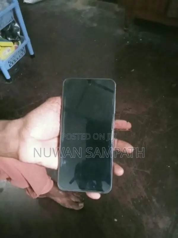 Samsung Galaxy S24 FE (Used)