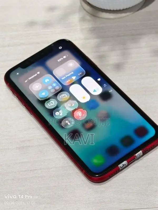 Apple iPhone 11 (Used)