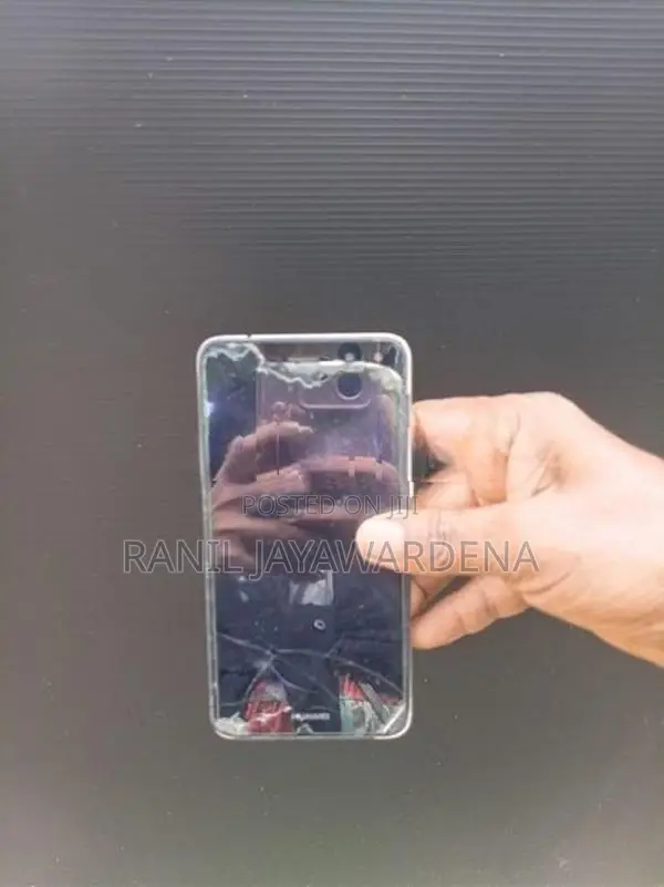 Huawei Y5 Lite (Used)