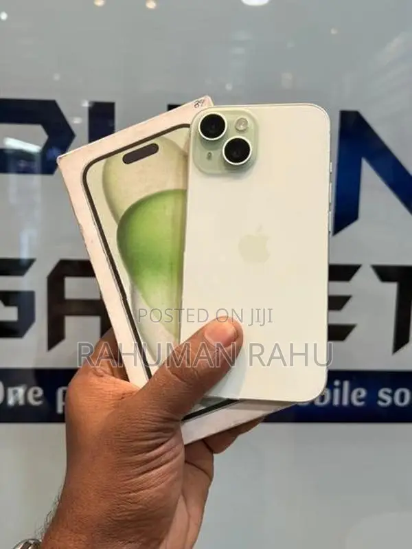 Apple iPhone 15 128GB (Used)