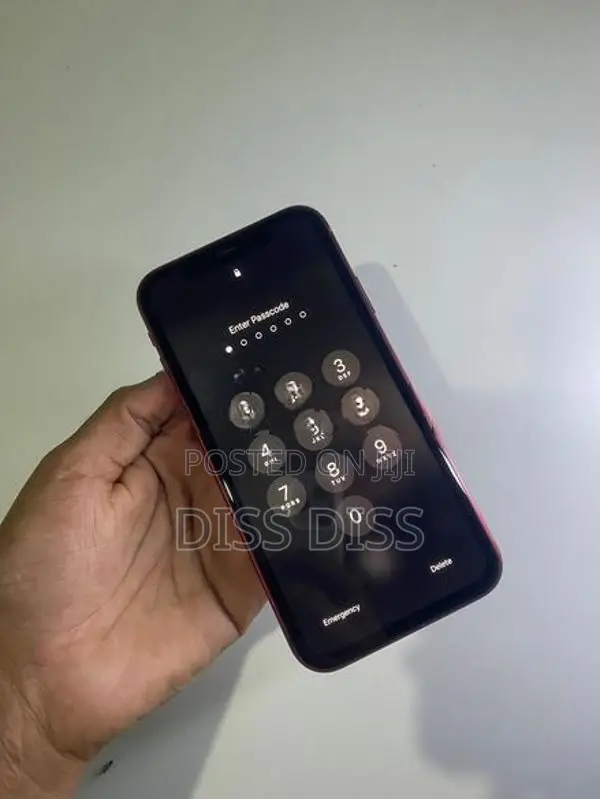 Apple 11 (Used)