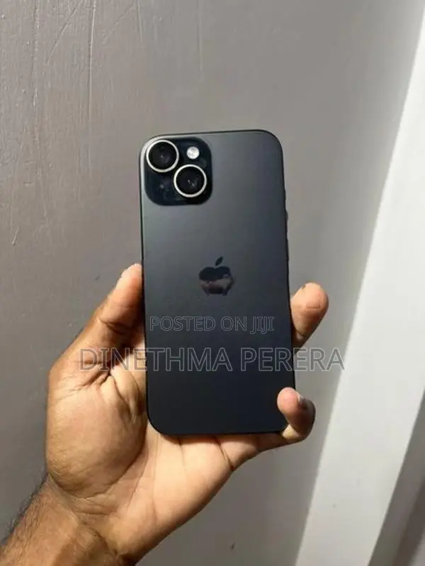 Apple iPhone 15 (Used)