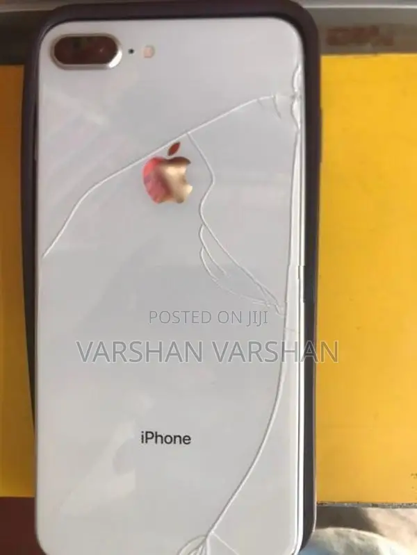 Apple iPhone 8 Plus (Used)