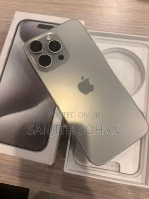 Apple iPhone 15 Pro Max (Used)