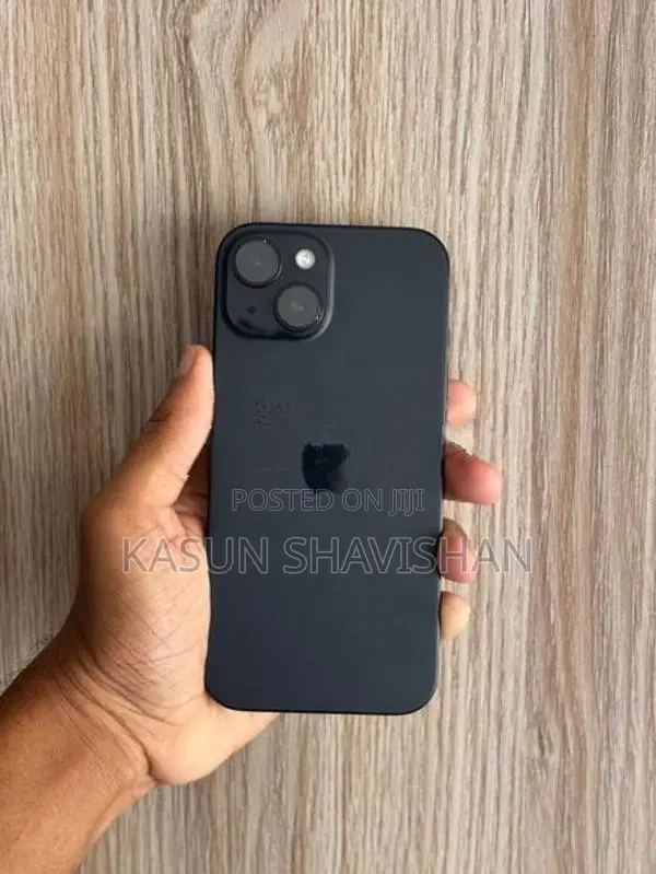 Apple iPhone 15 (Used)
