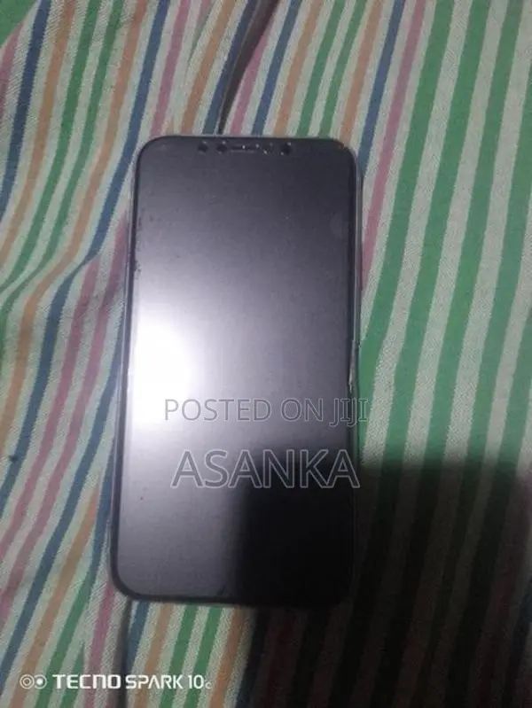 Apple iPhone 11 (Used)