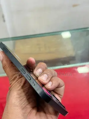 Apple iPhone 12 128GB (Used)