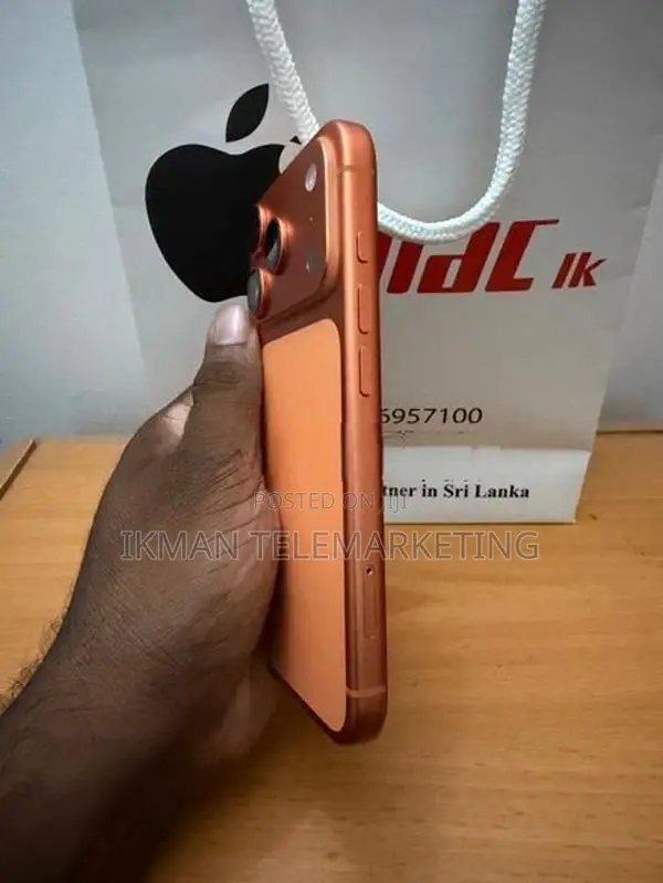 Apple iPhone 17 Pro Physical SIM (Used)