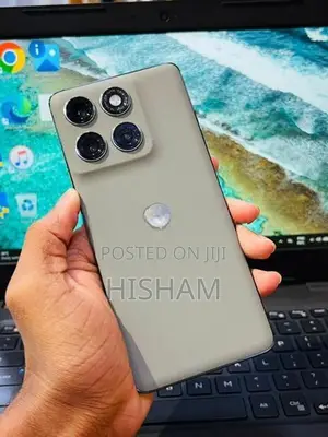 Moto Edge 60 Pro 256GB (Used)