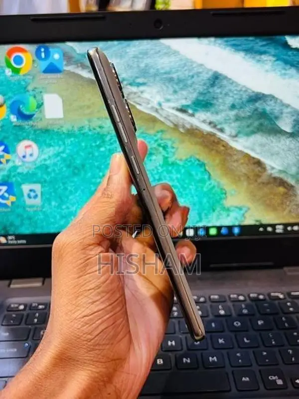 Moto Edge 60 Pro 256GB (Used)