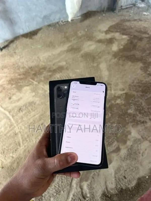 Apple iPhone 11 Pro Max (Used)