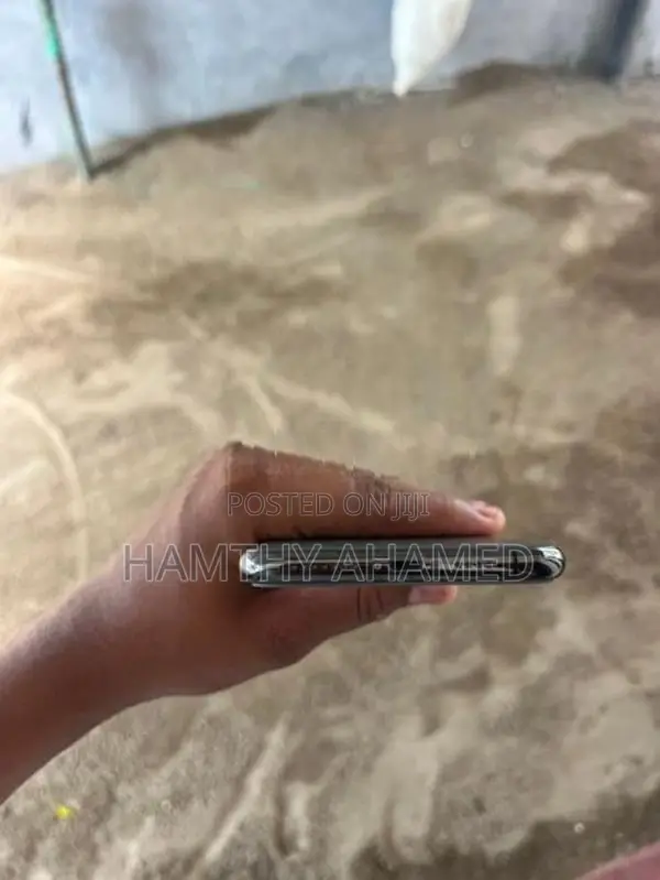 Apple iPhone 11 Pro Max (Used)
