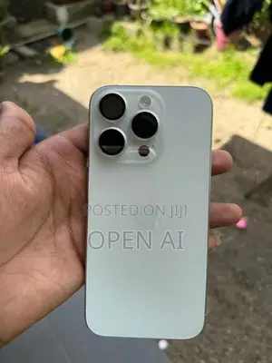 Apple iPhone 15 Pro (Used)