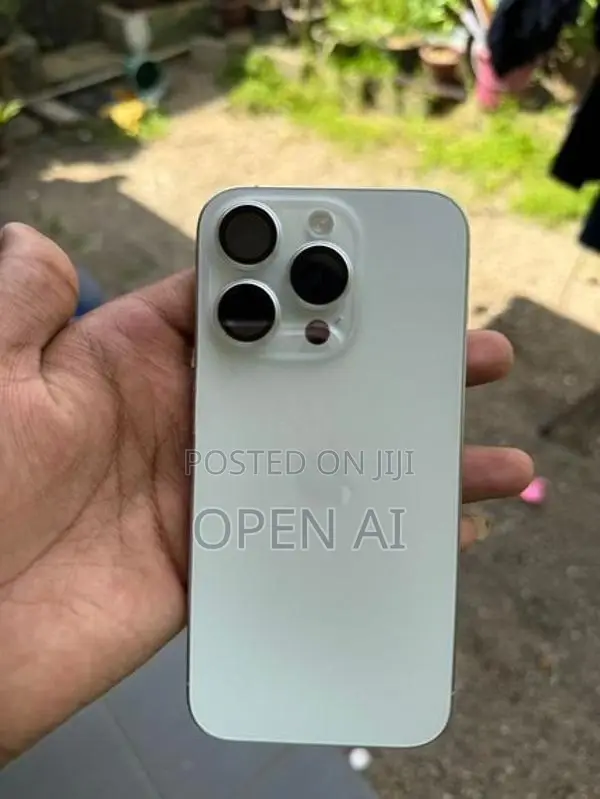 Apple iPhone 15 Pro (Used)