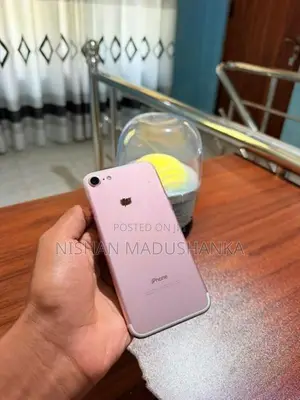 Apple iPhone 7 128GB (Used)