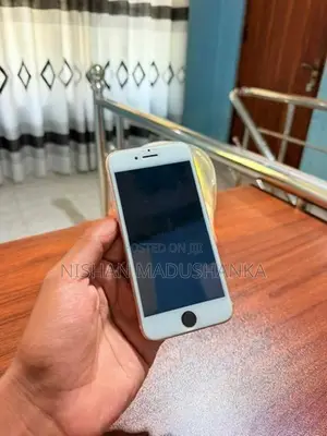 Apple iPhone 7 128GB (Used)