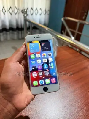 Apple iPhone 7 128GB (Used)