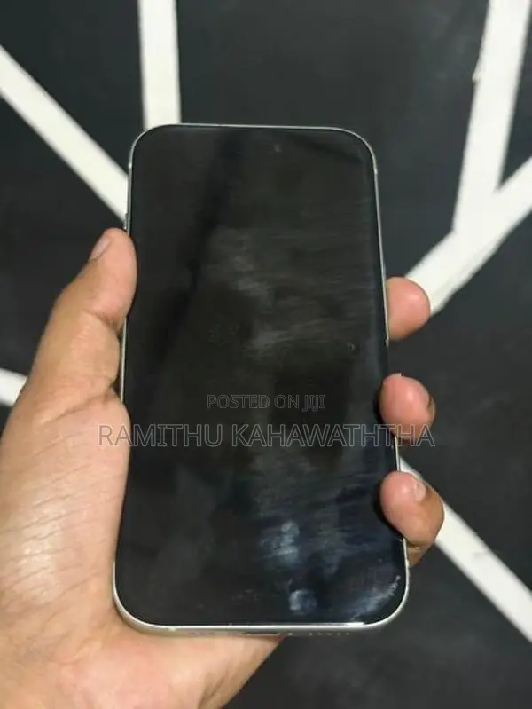 Apple iPhone 15 (Used)