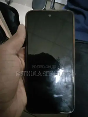ZTE nubia V70 Design (Used)