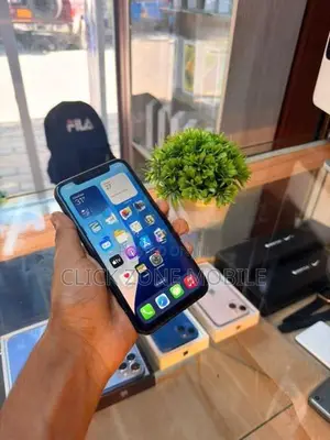Apple iPhone XR 64GB (Used)