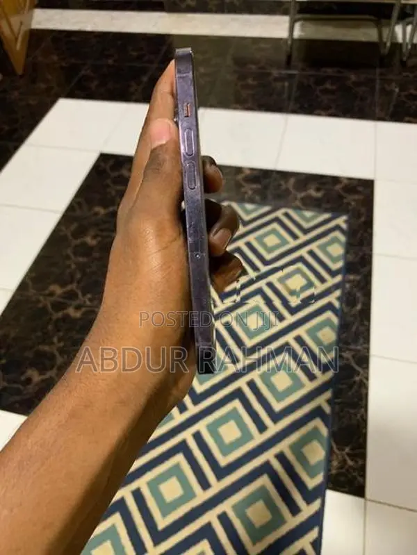 Apple iPhone 14 Pro (Used)