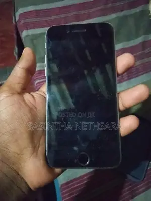 Apple iPhone 6 (Used)