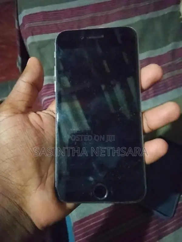 Apple iPhone 6 (Used)