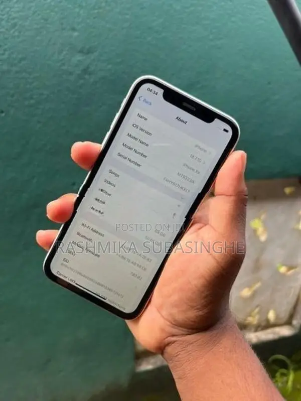 Apple iPhone XR 64GB (Used)