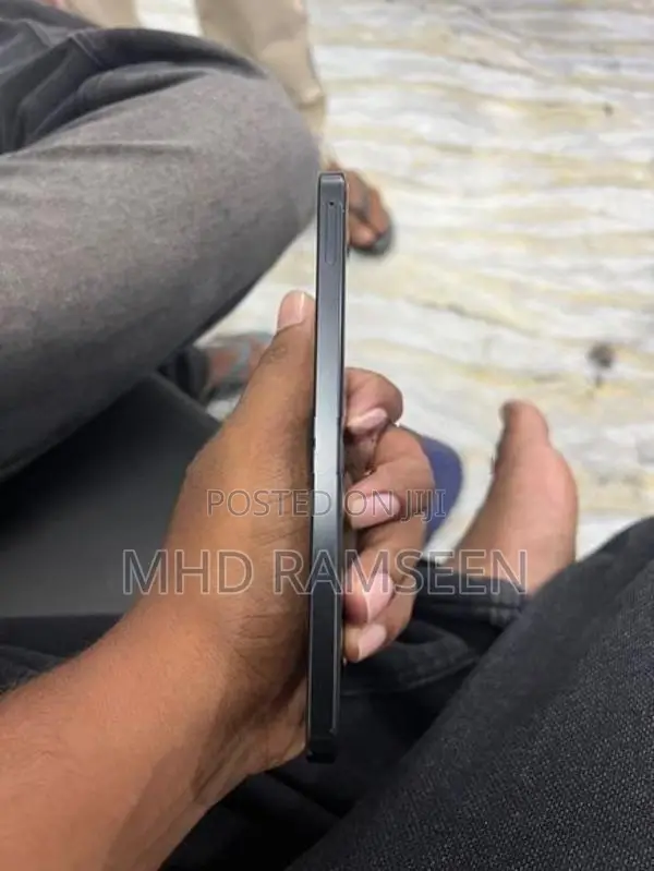 Samsung Galaxy A17 (Used)