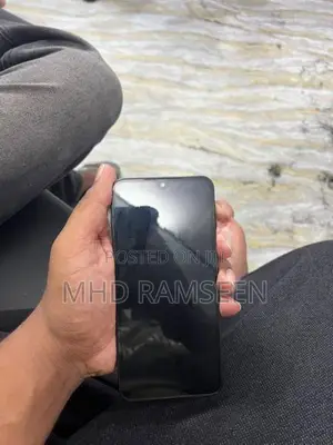 Samsung Galaxy A17 (Used)