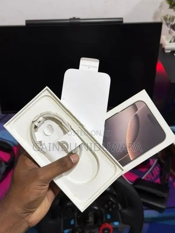 Apple iPhone 16 Pro Max (Used)