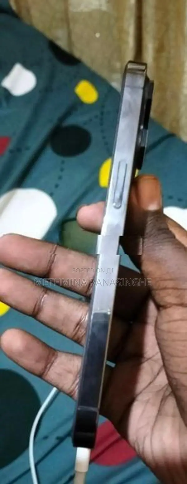 Apple iPhone 13 Pro (Used)