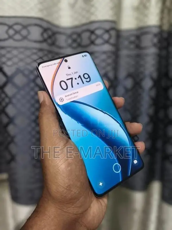 Realme (Used)