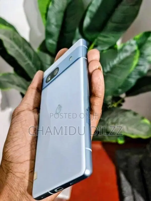 Google Pixel 7a (Used)