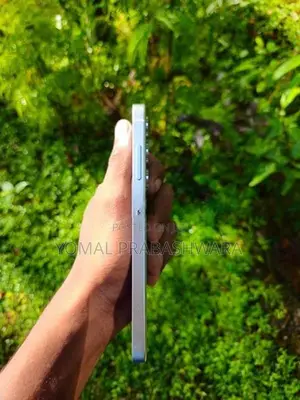 Samsung Galaxy S24 (Used)